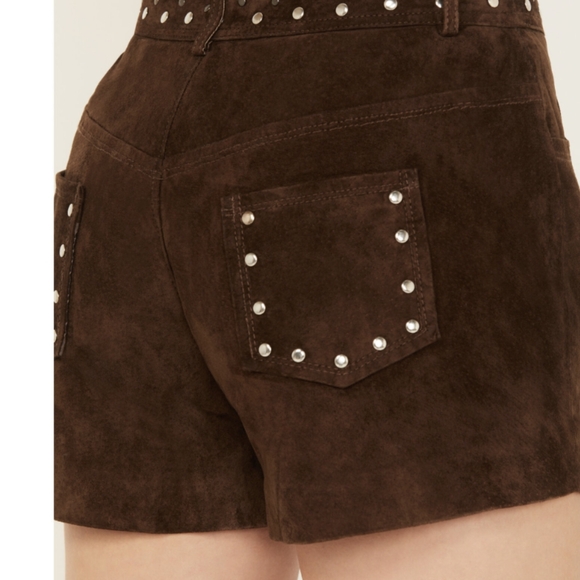 Driftwood suede shorts - Picture 3 of 6